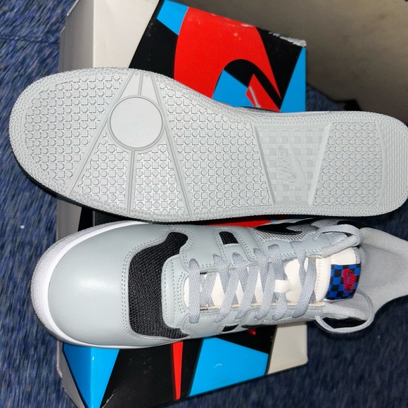 2 pairs of sneakers NIKE TRAVIS SCOTT AND PUMAS main image 7